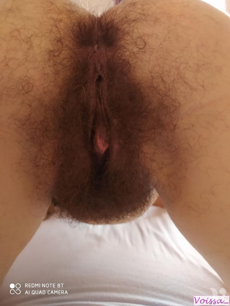 voissa.com hairy homemade nude 